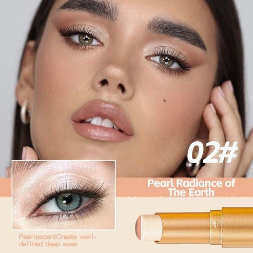 3-Color Eyeshadow Stick — Day to Night Wear